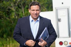 Gobernador de Florida promueve tratamiento contra COVID-19