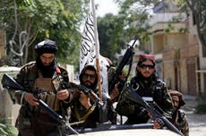 Talibanes van de puerta en puerta cazando afganos que trabajaron para la OTAN, afirma la ONU