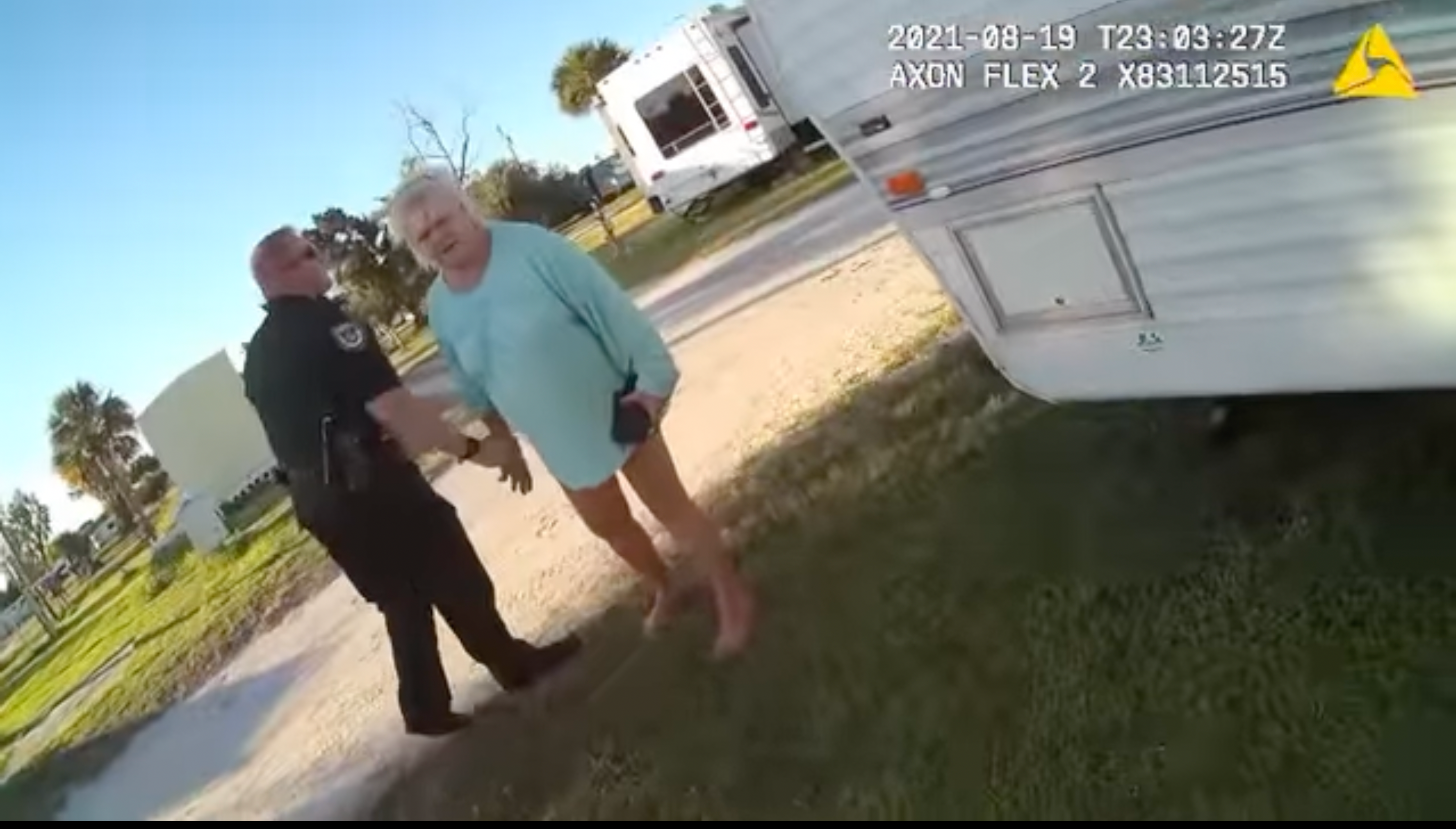 Mujer acusada de arrojar un gato enjaulado al río para ahogarlo, por una discusión con su ex novio