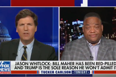 Tucker Carlson es blanco de burlas por calificar las ideas de izquierda de “satánicas”