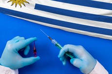 Uruguay: 70% de la población ya cuenta con esquema completo de vacunación COVID-19