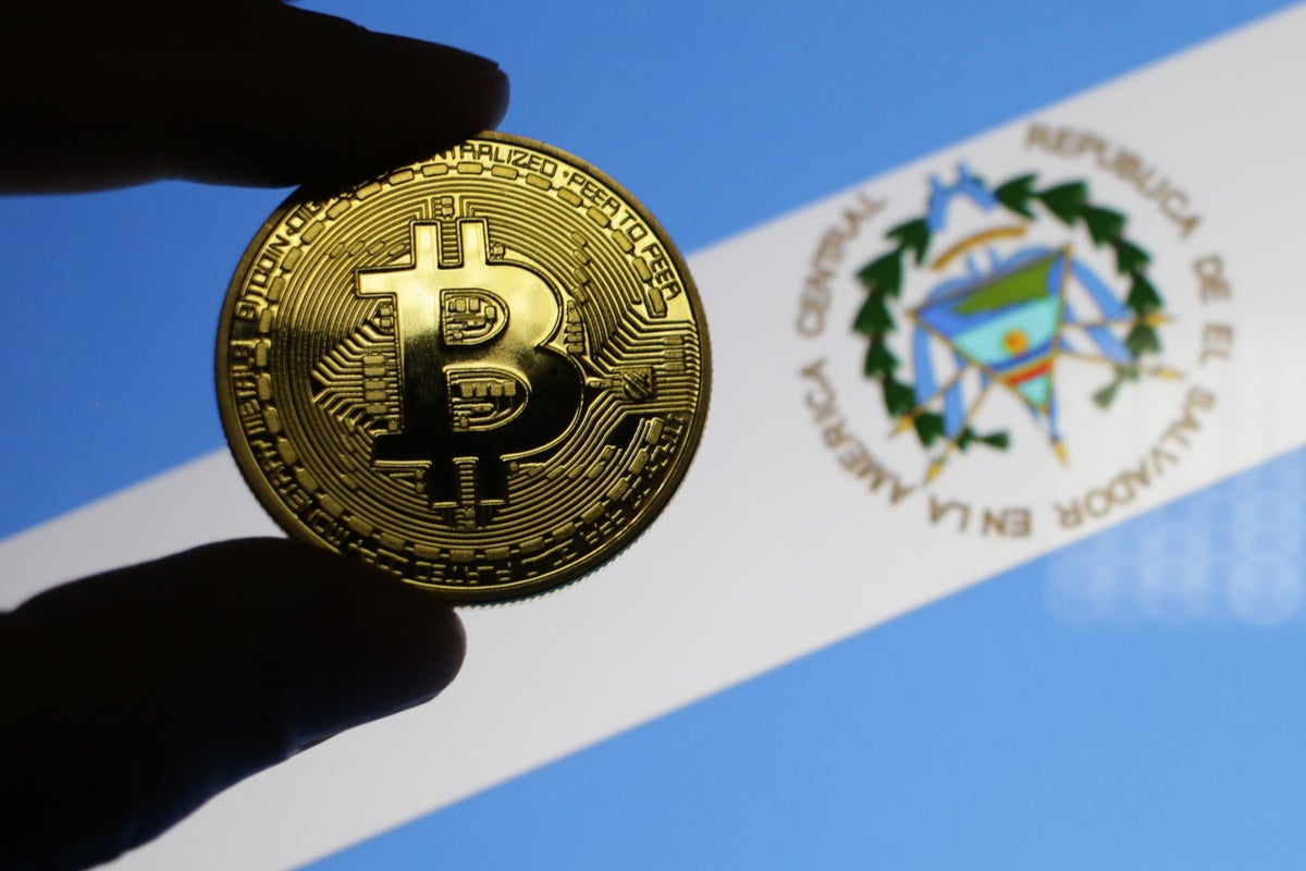 El Salvador comienza la instalación de 200 cajeros automáticos de Bitcoin |  Independent Español