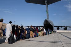 Niegan permiso para aterrizar en Kabul a un segundo grupo de legisladores estadounidenses