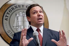 DeSantis defiende multas de $5,000 a empresas que requieren prueba de vacunación en Florida
