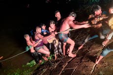 Naufragio en Bangladesh deja 21 muertos y 50 desaparecidos