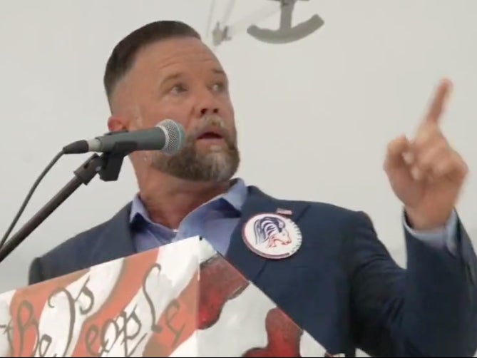 Candidato republicano de Pensilvania quiere que le ayuden a eliminar las juntas escolares por medidas COVID