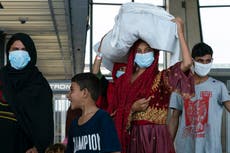 EEUU se retira y deja a estadounidenses y afganos en Kabul