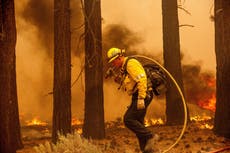 Fuertes vientos impulsan el incendio hacia el Lago Tahoe