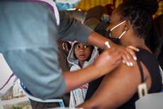 Las vacunas de J&J hechas en África se quedarán en África
