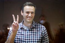 Rusia exige a Apple y Google retirar app ligada a Navalny