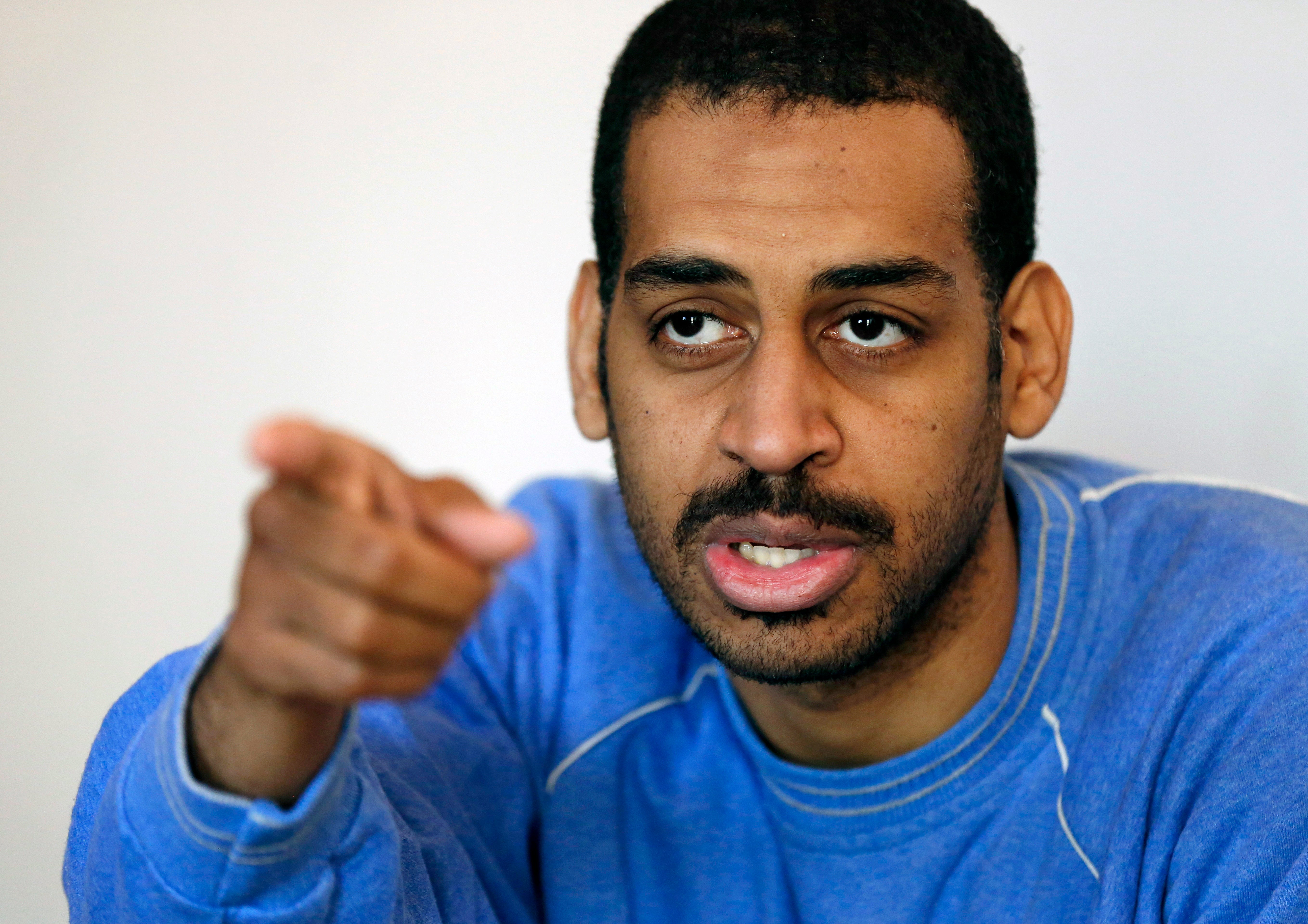 “Beatle” de Isis se declara culpable de ayudar a secuestrar, decapitar y asesinar a rehenes