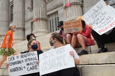 Defensores de los derechos reproductivos reaccionan a la ley de aborto de Texas