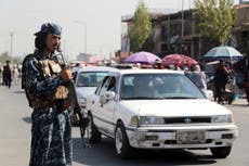 El aeropuerto de Kabul reanuda algunos vuelos internos