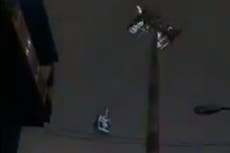 Teleférico se balancea salvajemente en Ciudad de México tras un fuerte sismo