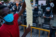 México inicia vuelos para devolver migrantes a Haití
