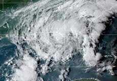 Tormenta tropical Mindy deja lluvias a su paso por Florida