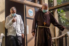 Influyente cardenal de EEUU se interesa en vacunas cubanas