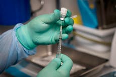 CDC: No vacunados, con más probabilidades de morir de COVID