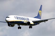 Ryanair prohíbe a pasajeros tomar sus vuelos a menos que devuelvan dinero reembolsado por viajes de 2020