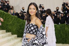 Emma Raducanu viste a Chanel en su primera Met Gala