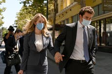 Mujer embarazada testifica contra Elizabeth Holmes después de que la prueba de Theranos le dijera falsamente que estaba abortando