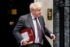 Boris Johnson se apresta a reorganizar el gabinete británico
