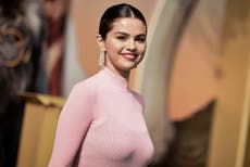 Selena Gomez dice que es “maravilloso” ya no preocuparse por “lo que dice la gente”