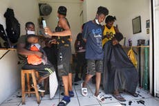 Crece frustración de migrantes varados en el sur de México