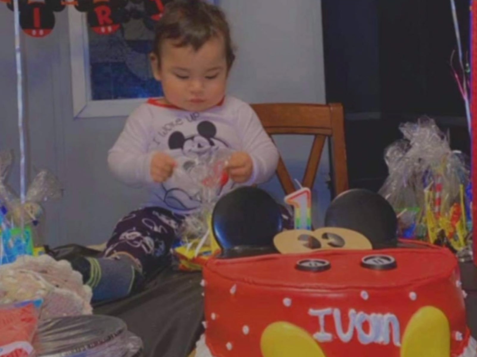 Muere niño después de que el novio de su madre lo atropellara accidentalmente