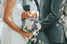 Fotógrafa explica por qué borró todas las fotos de la boda de su amigo frente a él en un hilo viral de Reddit