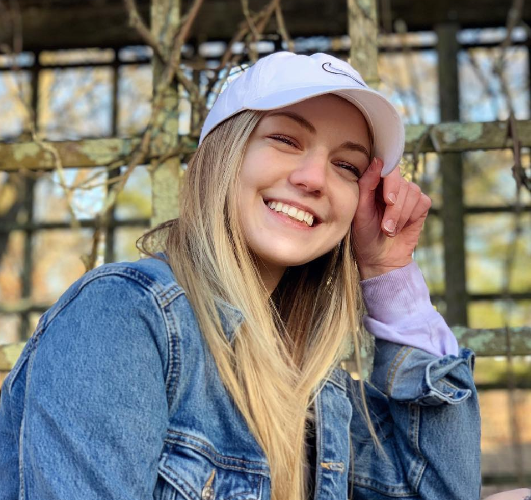 Gabby Petito: La madre de la YouTuber desaparecida dice que el último mensaje enviado por su hija era “falso”