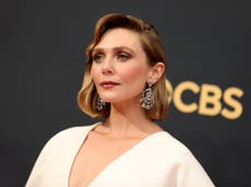 Elizabeth Olsen: Redes sociales reaccionan al increíble vestido que usó la estrella de WandaVision en los Emmy