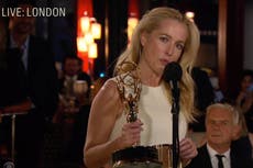 Preguntan a Gillian Anderson si habló con la difunta Margaret Thatcher para su papel en The Crown en los Emmy