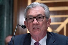 Reserva Federal prevé aumento de tasas para 2022