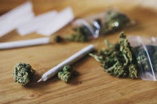 Cómo los indultos otorgados por Biden, relacionados con la marihuana, podrían cambiar miles de vidas