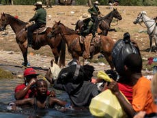 Del Río: jefe de agentes fronterizos defiende uso de látigos para impedir llegada de inmigrantes haitianos