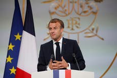 Macron quiere aclaraciones de Biden sobre submarinos