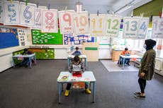 Exámenes en escuelas primarias británicas tienen poco efecto en el bienestar de los niños, según investigación