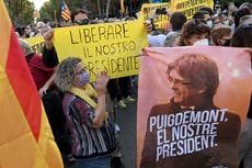 El expresidente catalán Carles Puigdemont obtiene su libertad bajo fianza tras su arresto