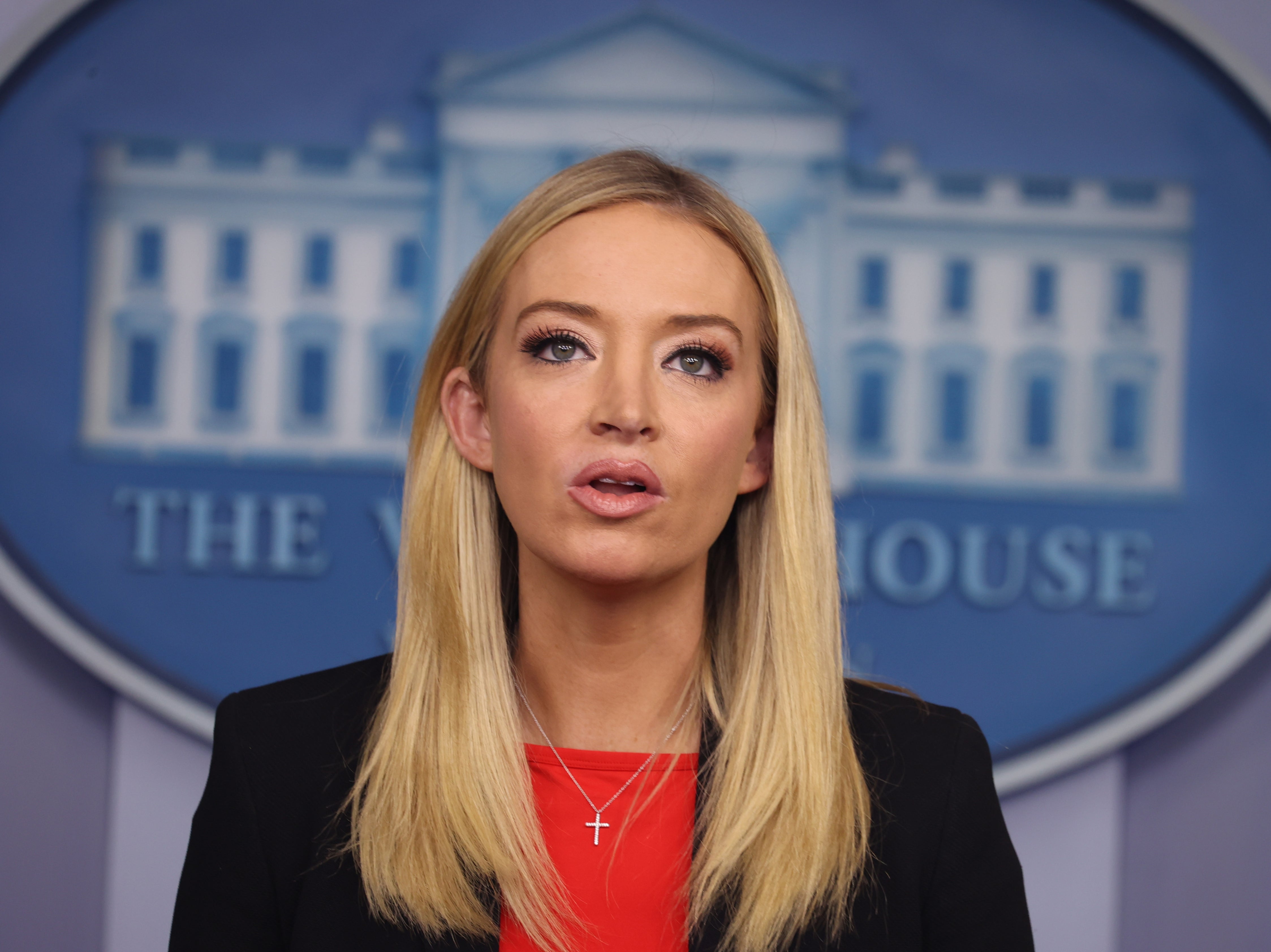 Kayleigh McEnany critica a Biden por no recuperar todos los empleos perdidos durante el mandato de Trump