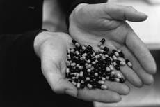 Científicos aseguran que la píldora para tratar el COVID podría estar a meses de distancia