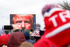 Trump arremete contra los medios luego de que el recuento de boletas en Arizona aún indica que Biden ganó