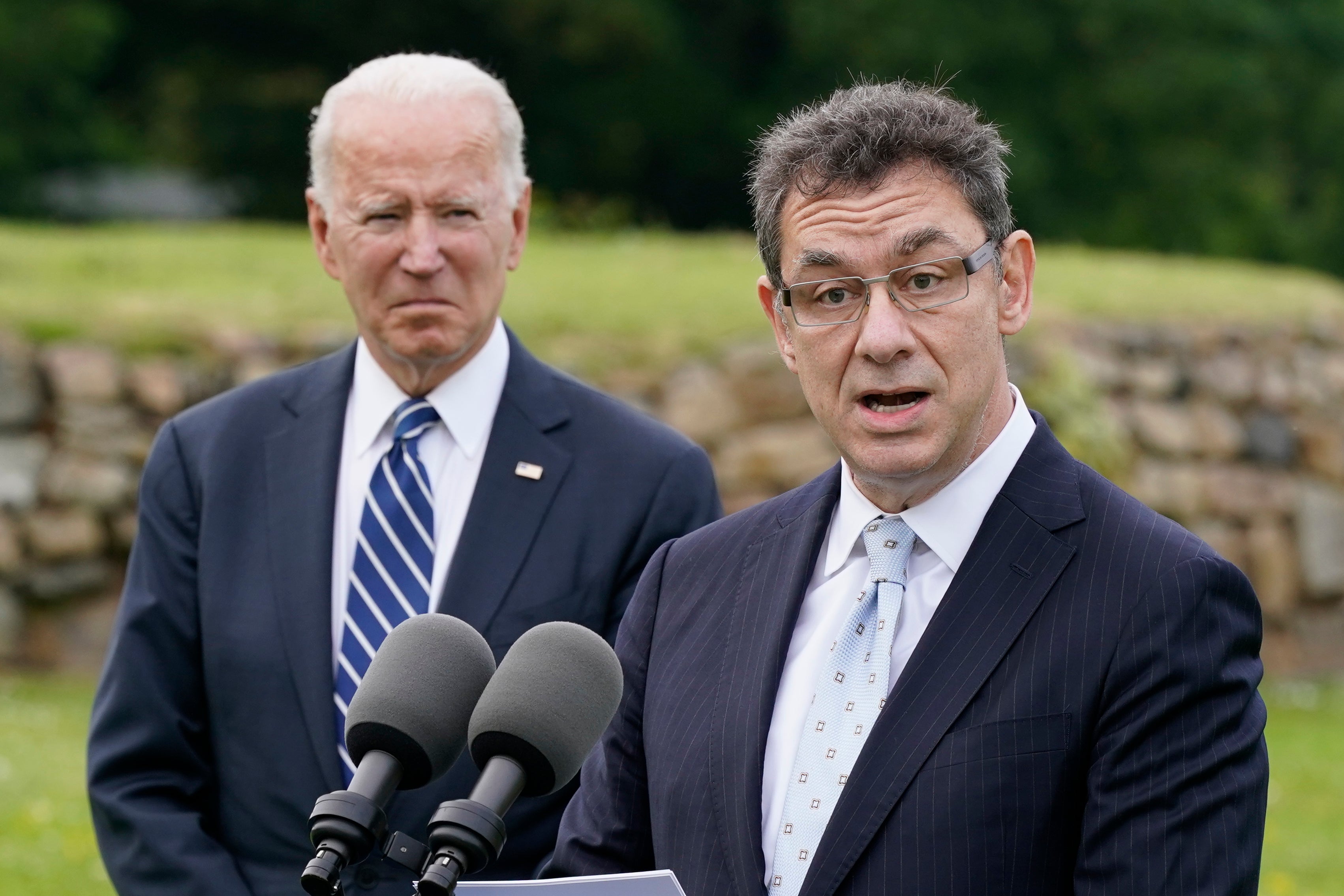 CEO: Pfizer cerca de poder vacunar a niños de 5 a 11 años