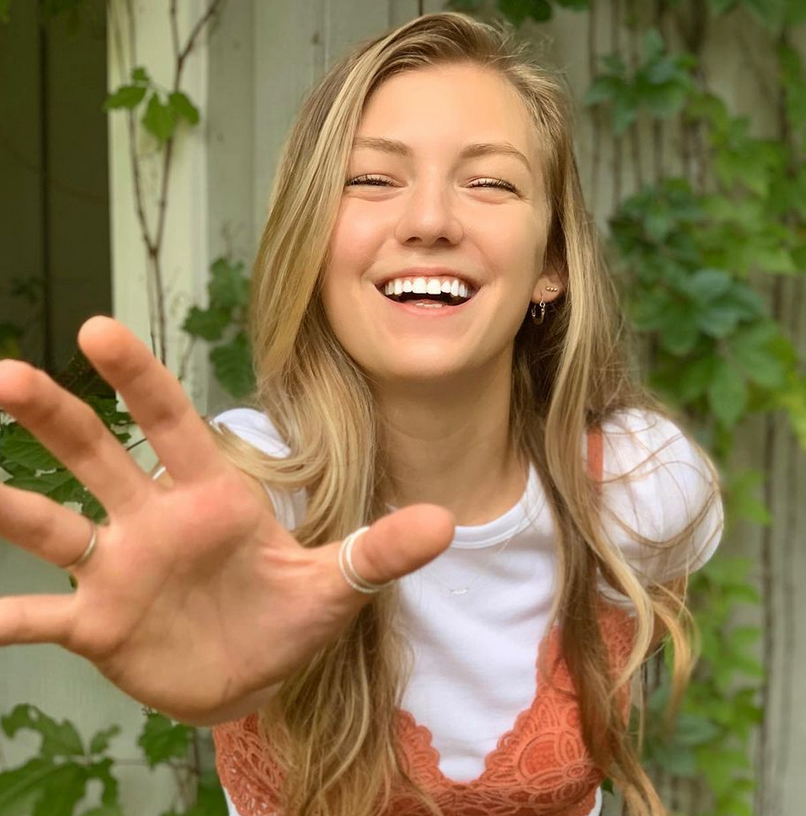 Gabby Petito: la viajera que “tocó el mundo” es recordada como una intrépida aventurera en el funeral