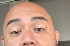 FedEx “consternado” después de que extrabajador dijera que retenía paquetes de hogares que apoyaban a Biden