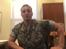 Encarcelan a oficial de la Marina luego de criticar al Pentágono en video sobre la retirada de Afganistán