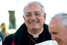 Obispo de Brooklyn se retira tras ser exculpado de abusos 
