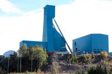 Canadá: Rescatan trabajadores atrapados en mina