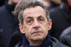 Corte francesa condena a Sarkozy por financiamiento ilegal 