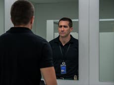 The Guilty review: Jake Gyllenhaal se sumerge en la locura en este remake sensacionalista